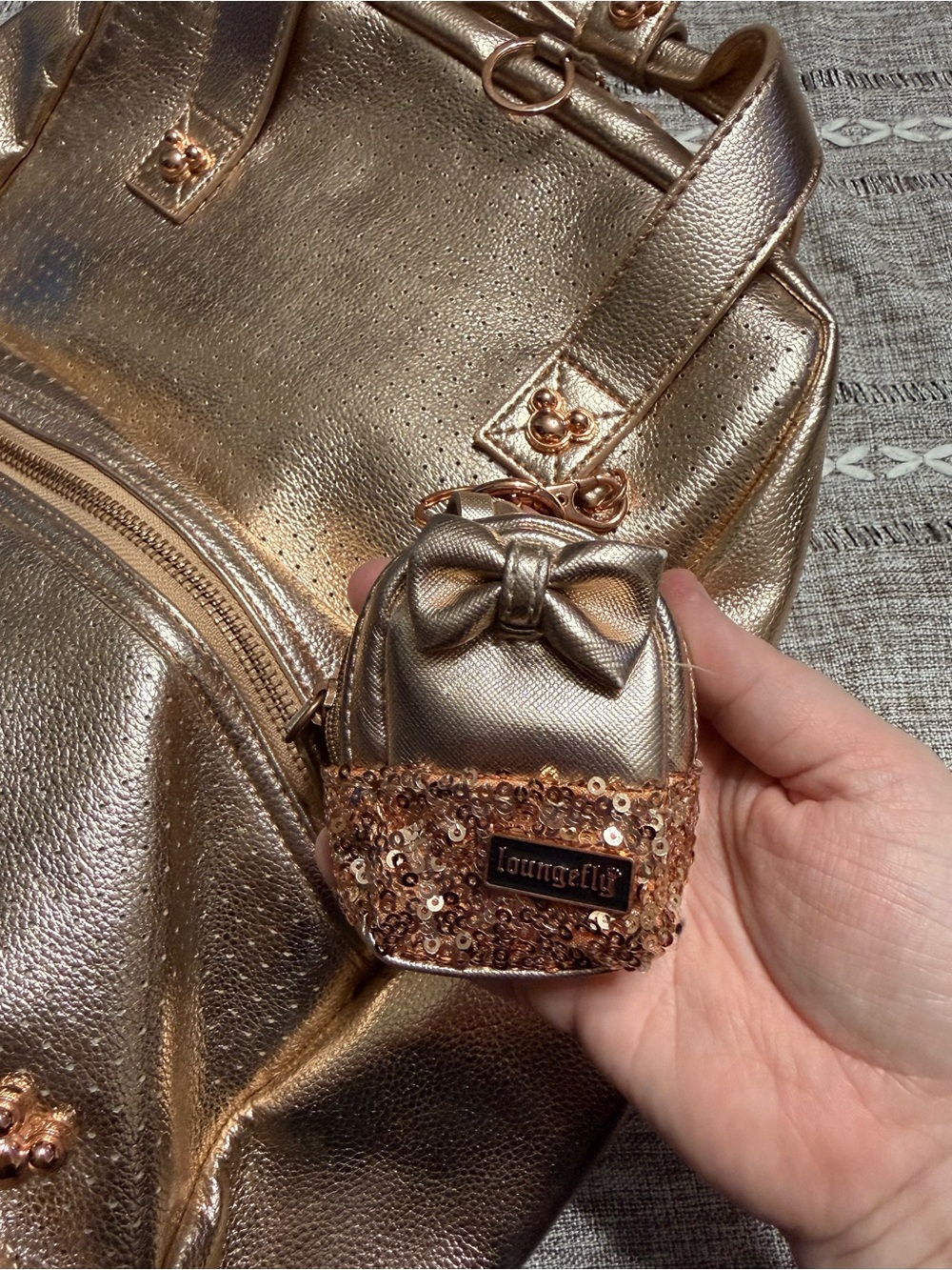 Disney Rose Gold Mickey Pin Flair Backpack & Loungefly Mini Backpack Charm - Picture 7 of 8